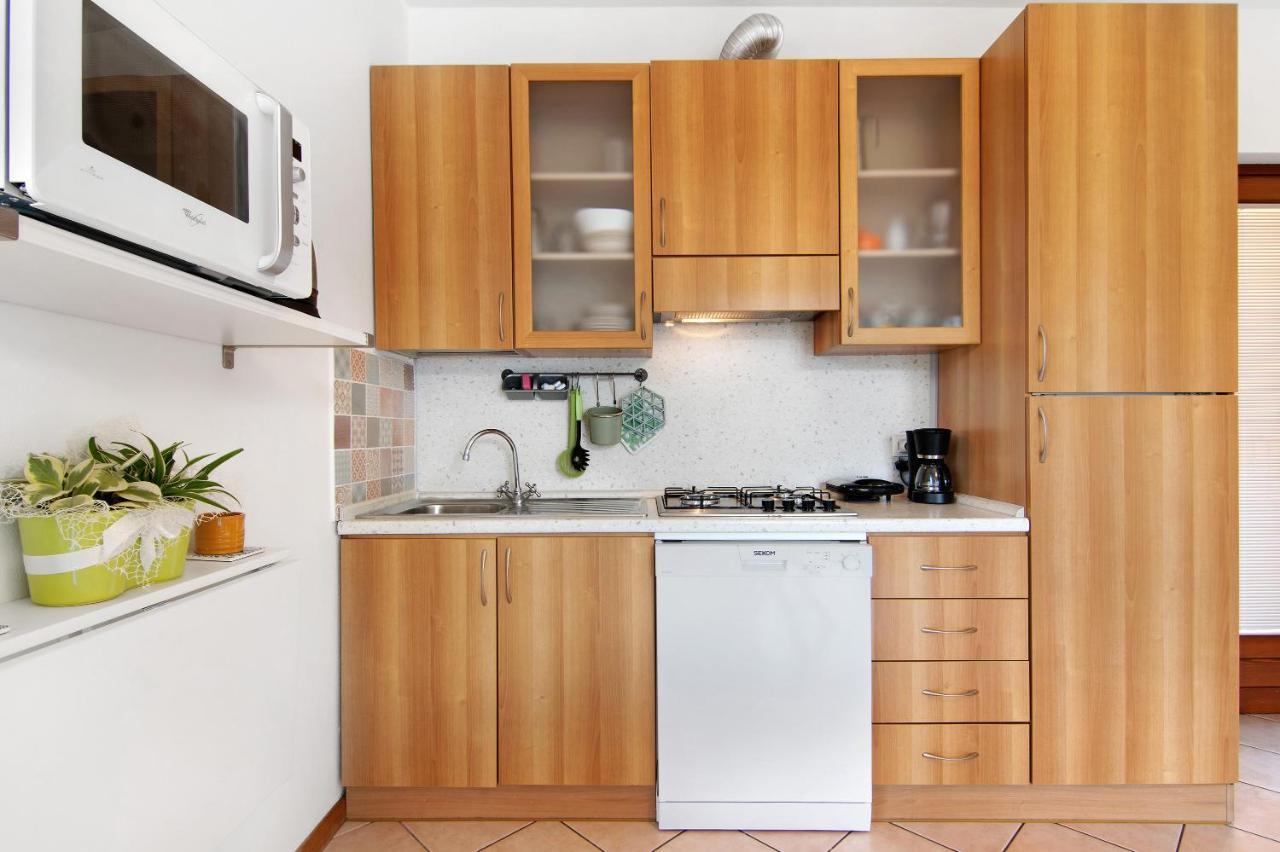 Madonnina Terrace E Garden Apartment