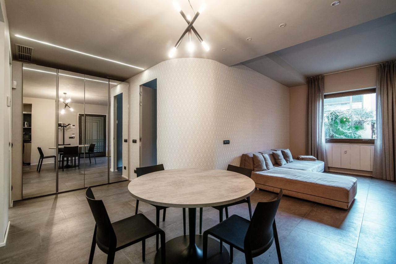 Apartment By The - Downtown