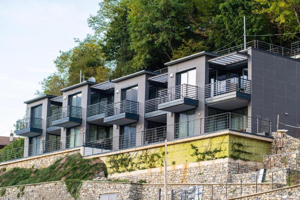 Simon's Place View Nesso