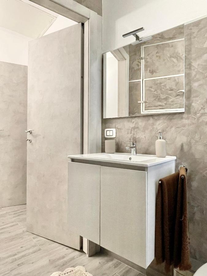 Apartment Lg - Boutique And - *