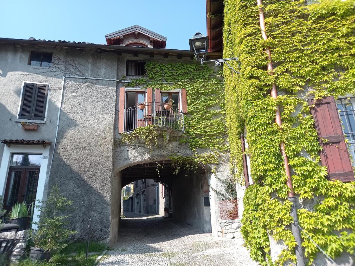 The House On The Bridge- La Casa Sul Ponte *