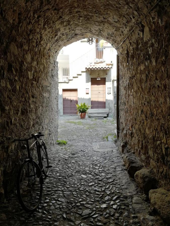 L'antico Borgo, Un Mix Di Storia E Romanticismo Ferienhaus Lierna