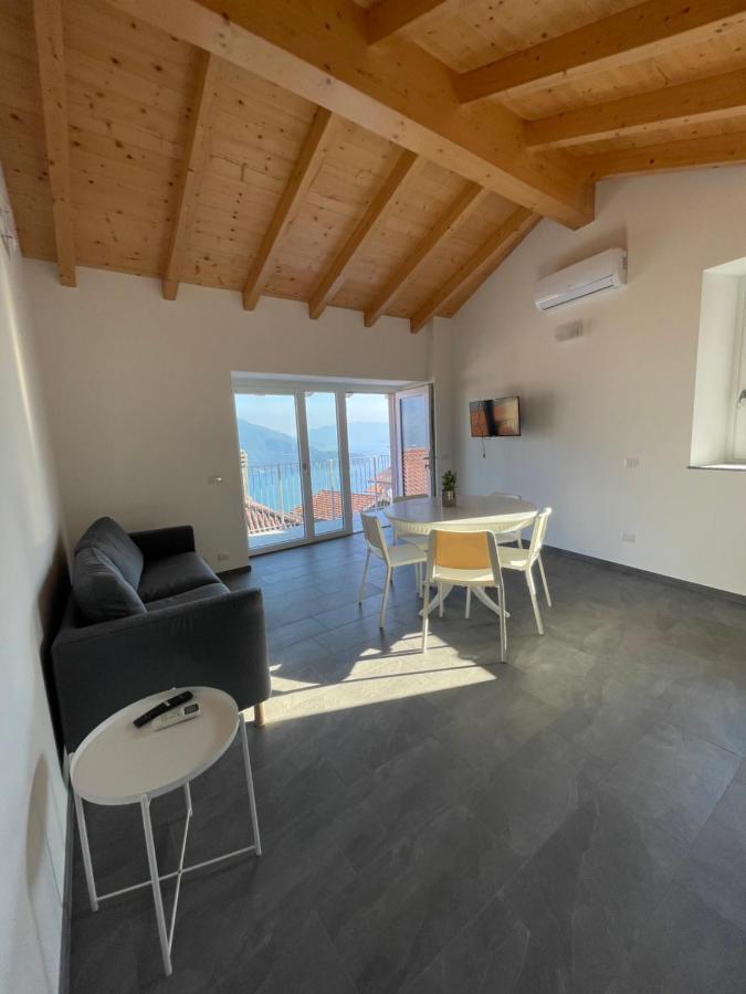 Apartment Delfina Mansarda *