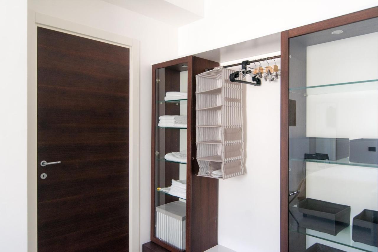 Ng - Downtown Apartment *