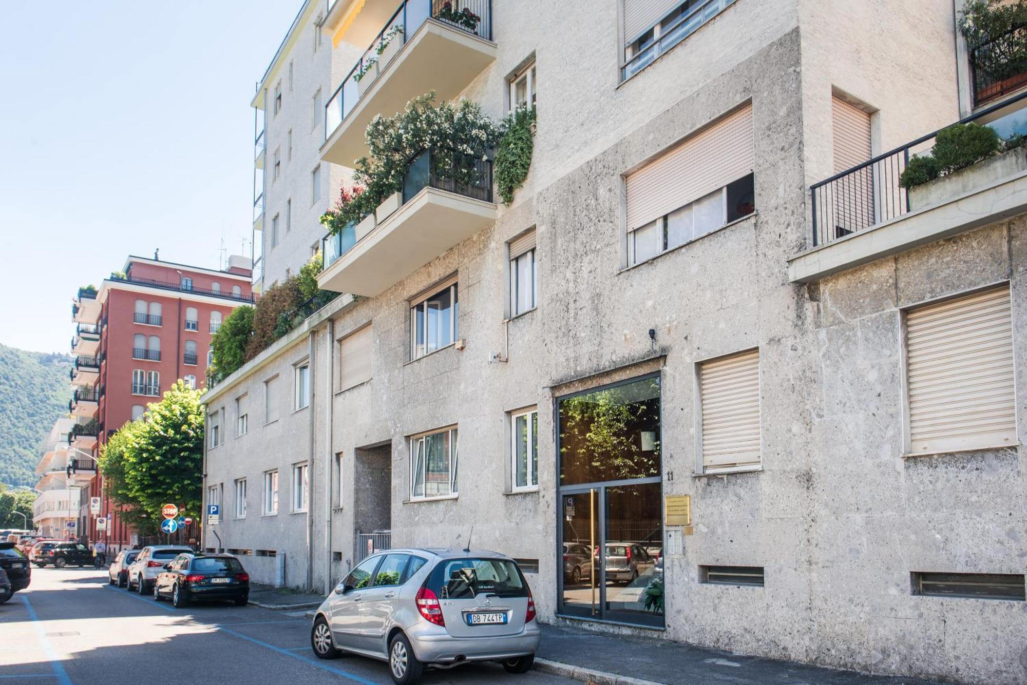 Ng - Downtown Apartment *