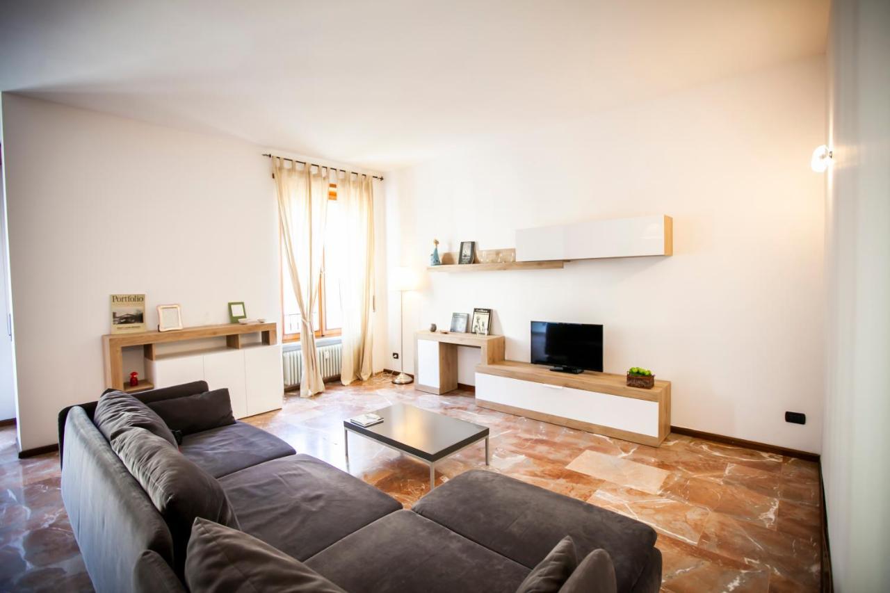 Dante108 Apartment