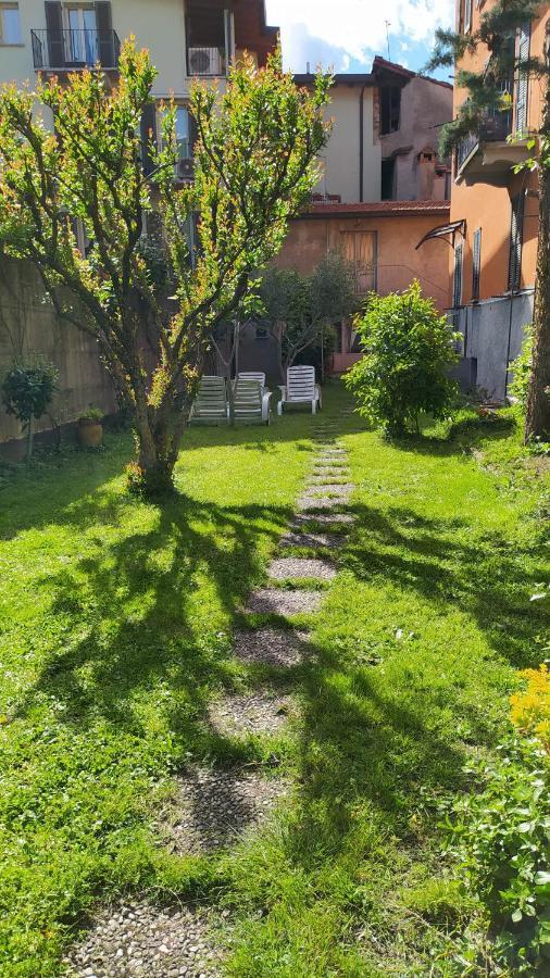 Il Giardino Dei Fiori Apartment *