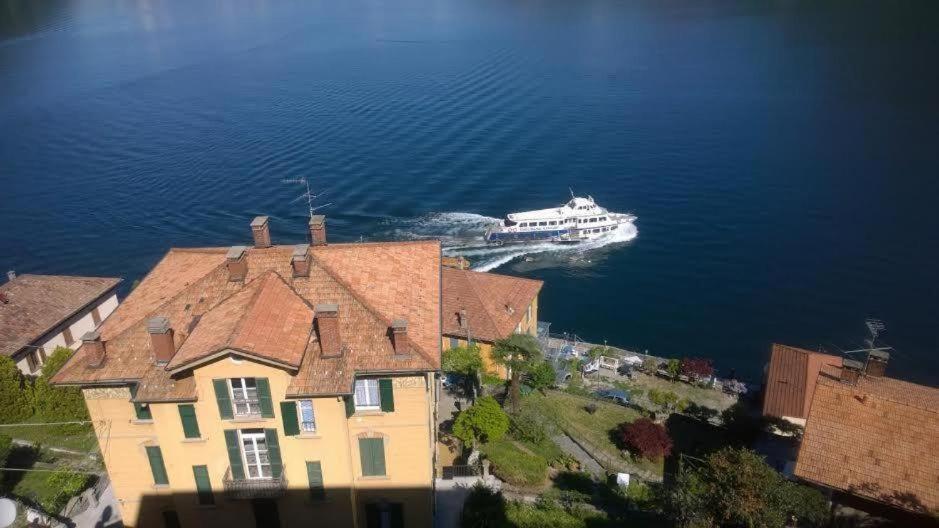 The Family - In With View Apartment Argegno