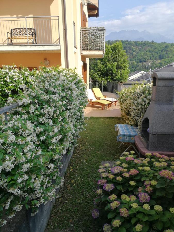 Madonnina Terrace E Garden Apartment Colico