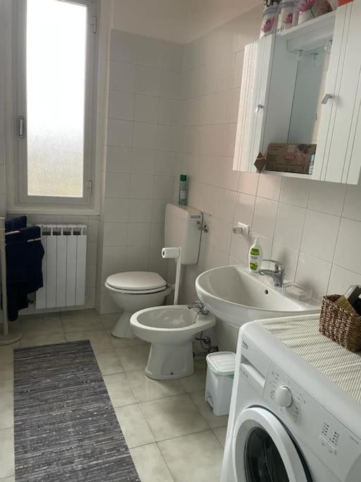 House, Vista Lago: 100 Mt Dal Apartment *