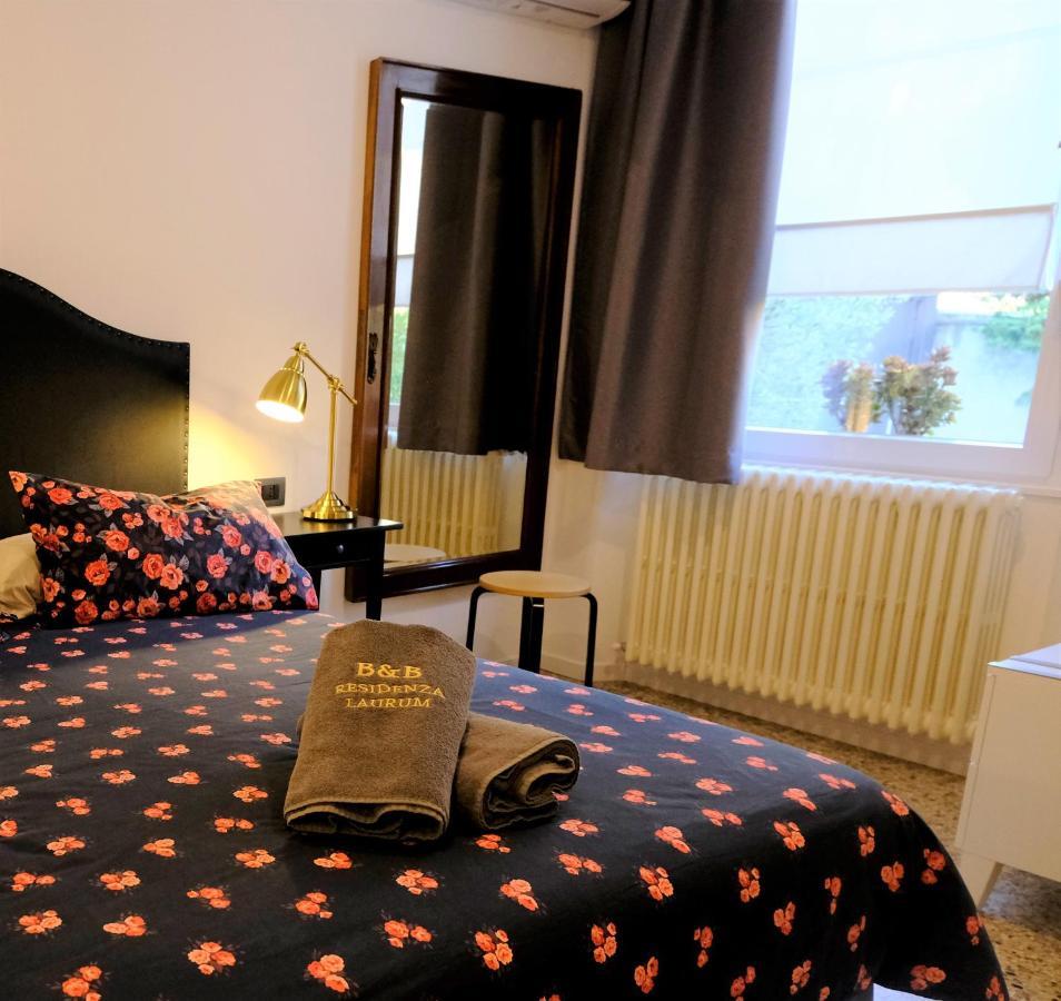 Residenza Laurum Bed & Breakfast Mandello del Lario