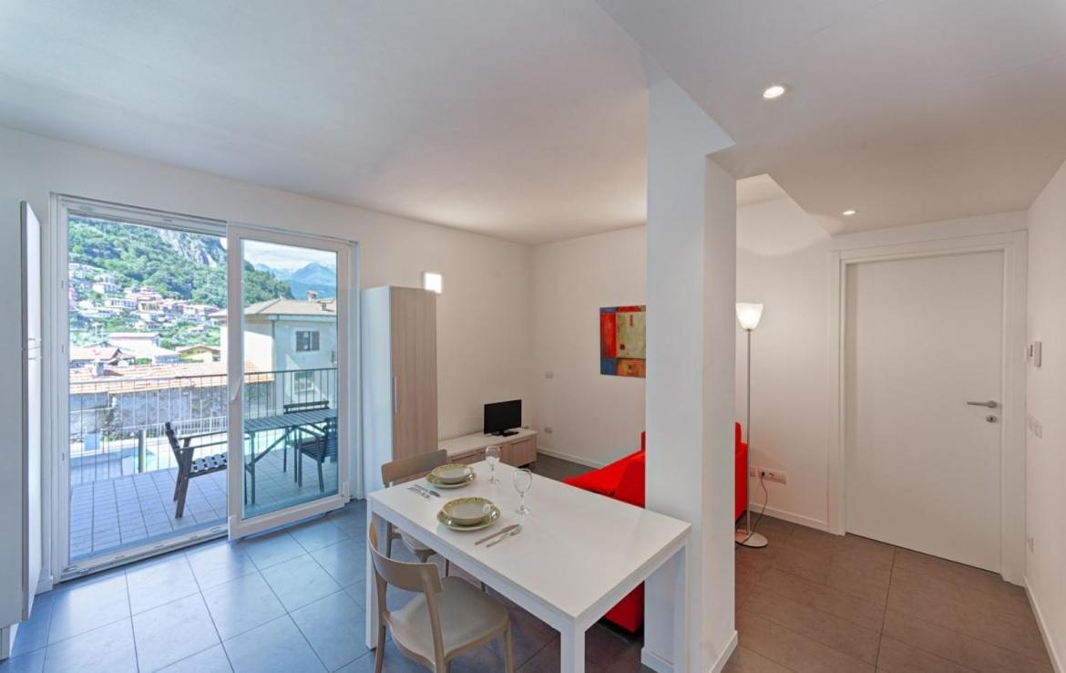 The Sunshine - With Pool Apartment *