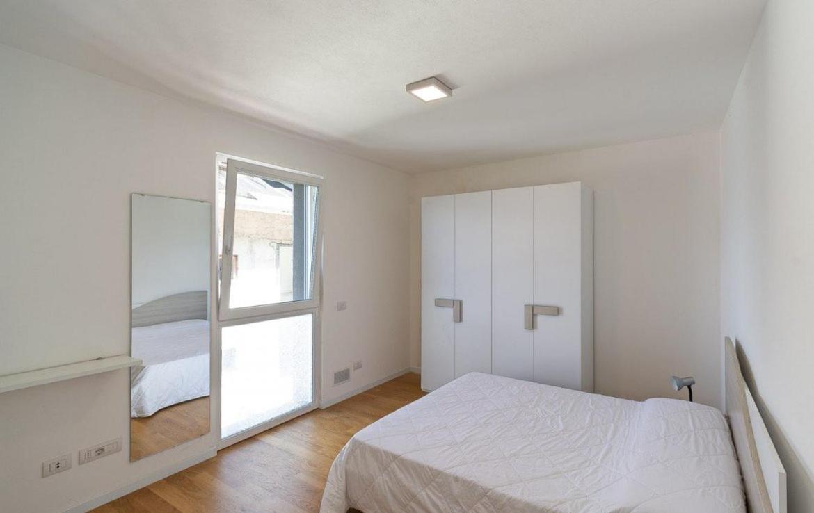The Sunshine - With Pool Apartment Musso