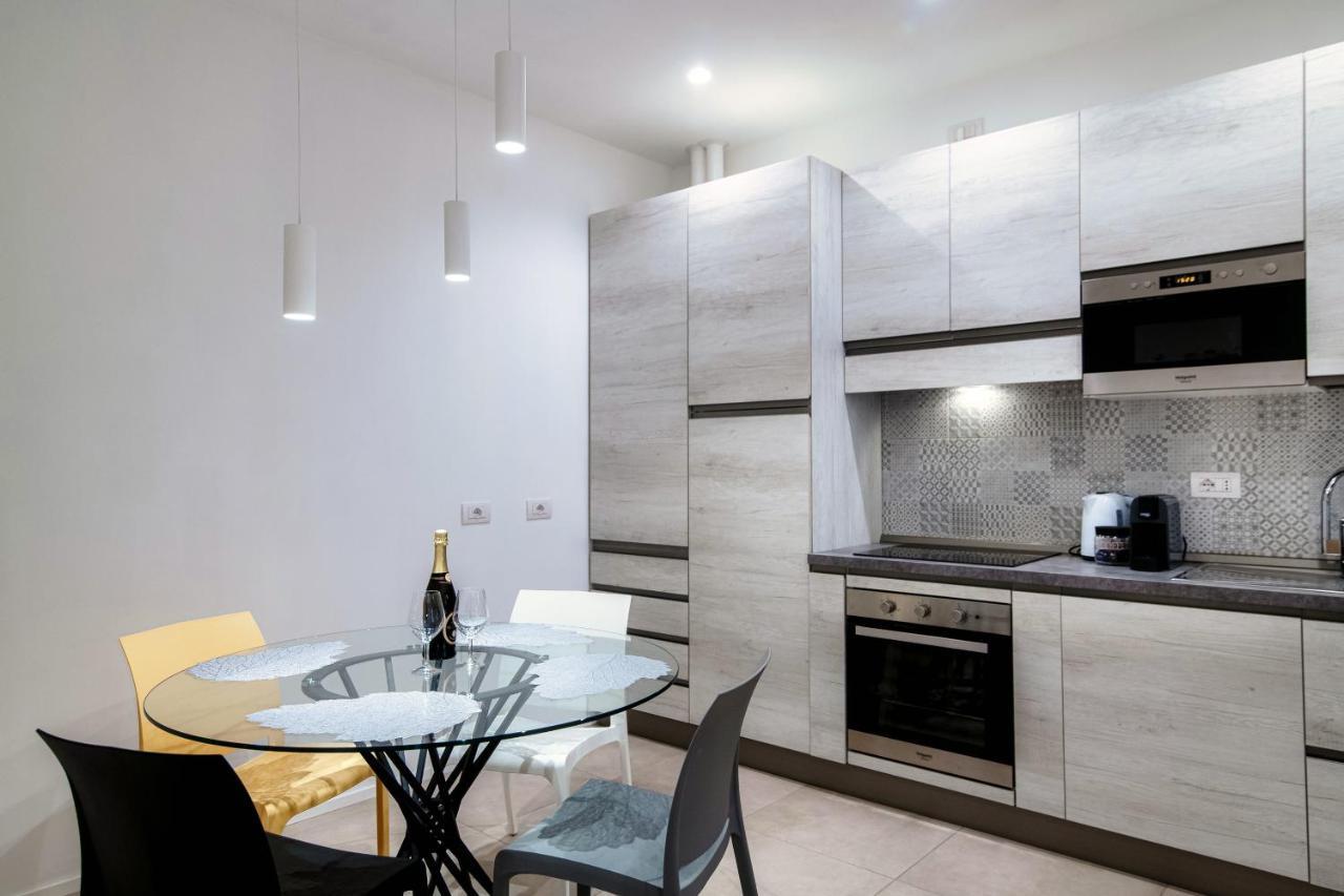 Apartment Diaz 67 Life's Loft - The House Of Travelers Como