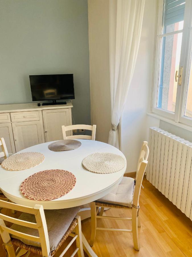 Alexa House Front Apartment Mandello del Lario