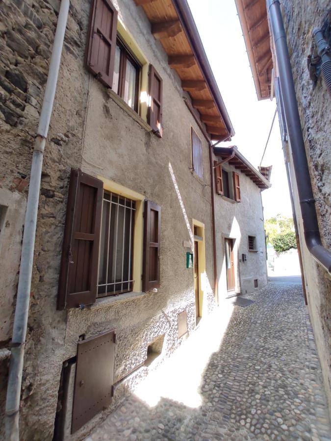 La Casa A Chiocciola Between And Mountains *