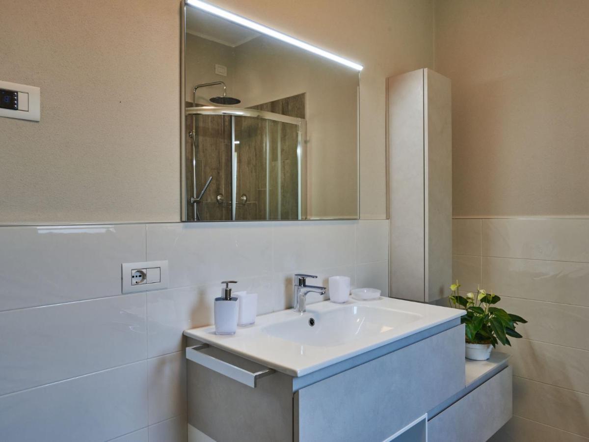 Ca Ben-2 By Interhome Appartamento Dongo