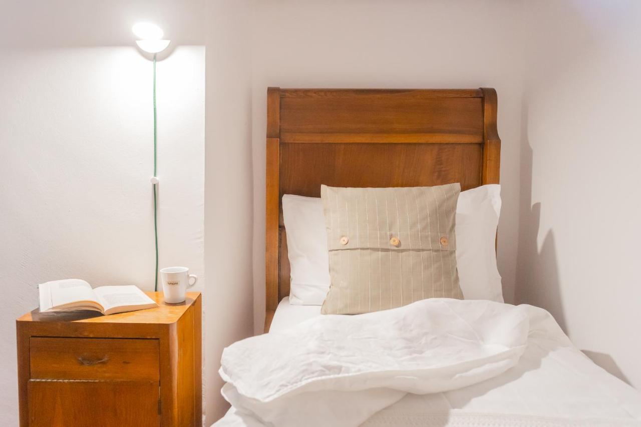 Emily's House - Authentic By Rent Apartment Torno
