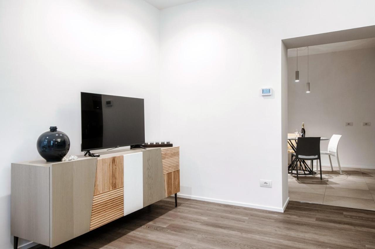 Apartment Diaz 67 Life's Loft - The House Of Travelers Como