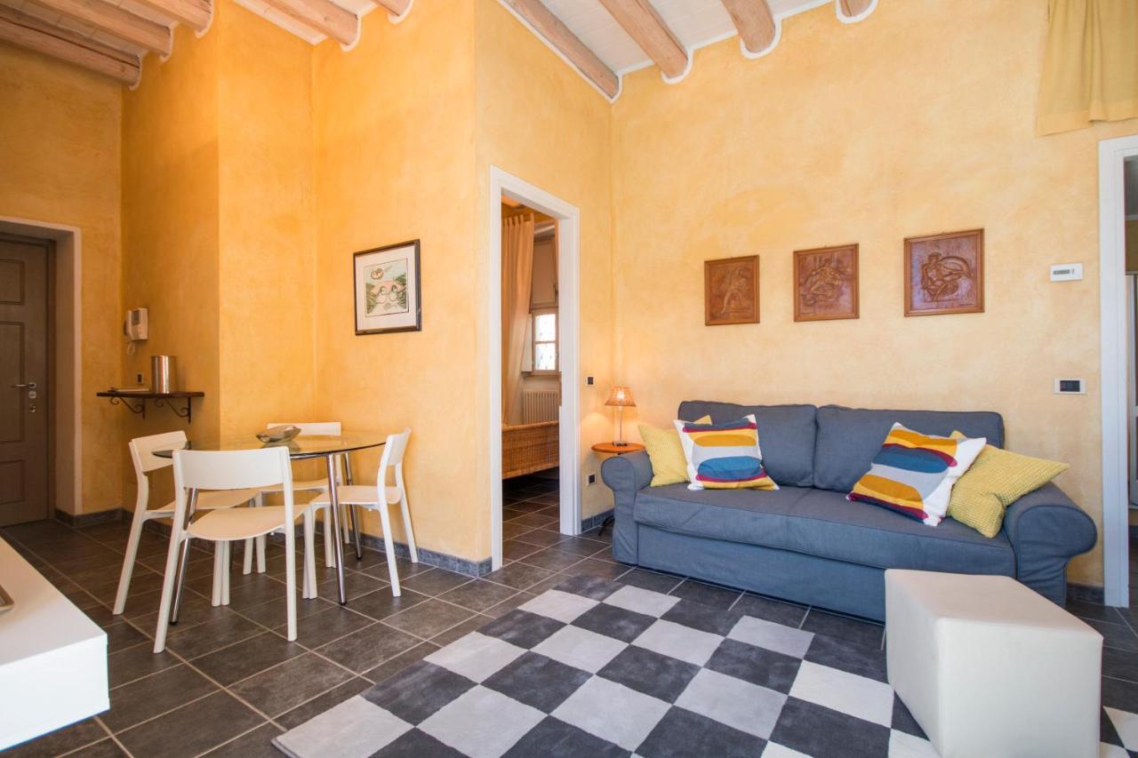 Apartment Rustic At The Pier Of - The House Of Travelers Brienno