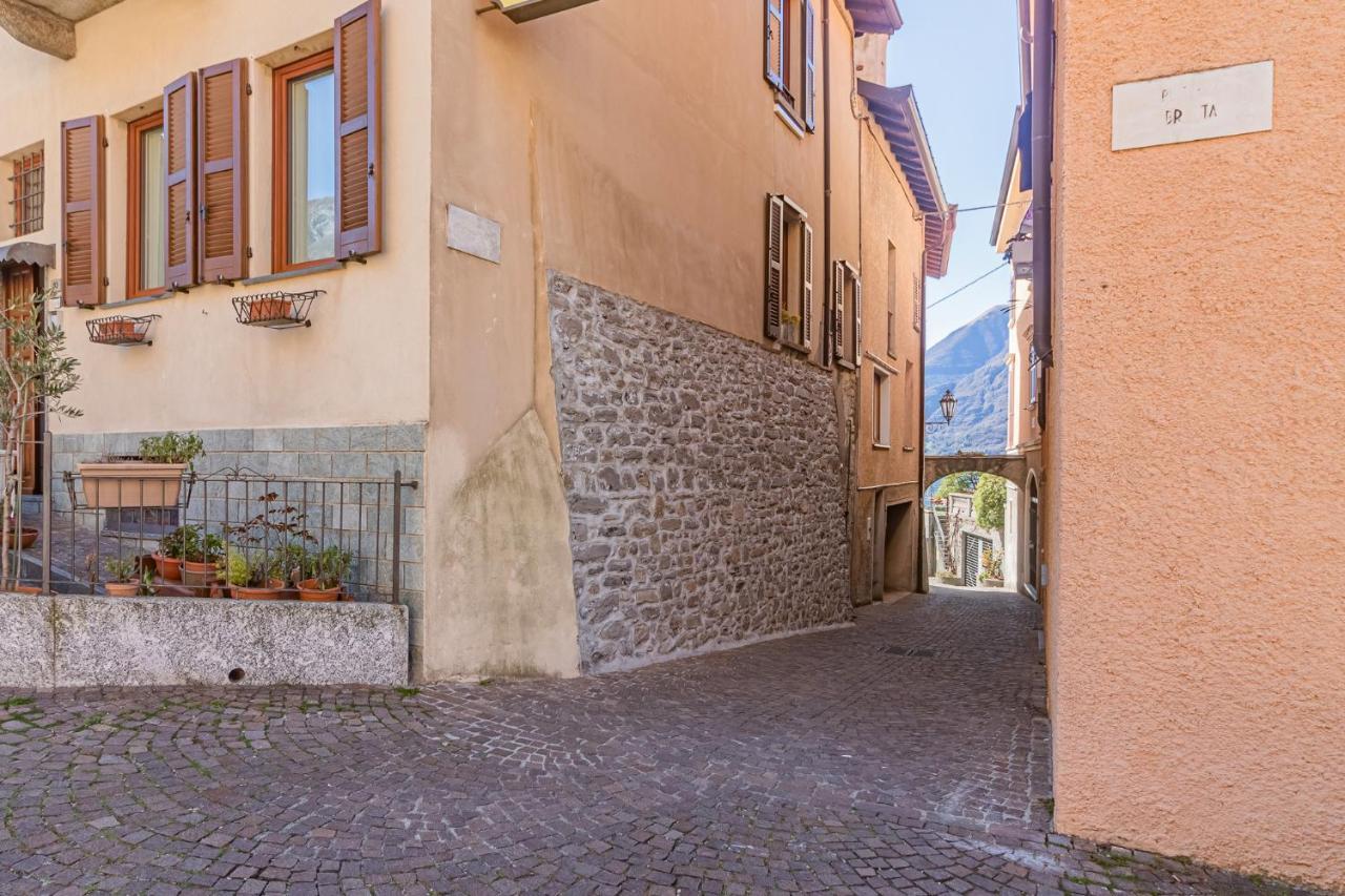 Atelier Dell'artista By Wonderful Italy Varenna