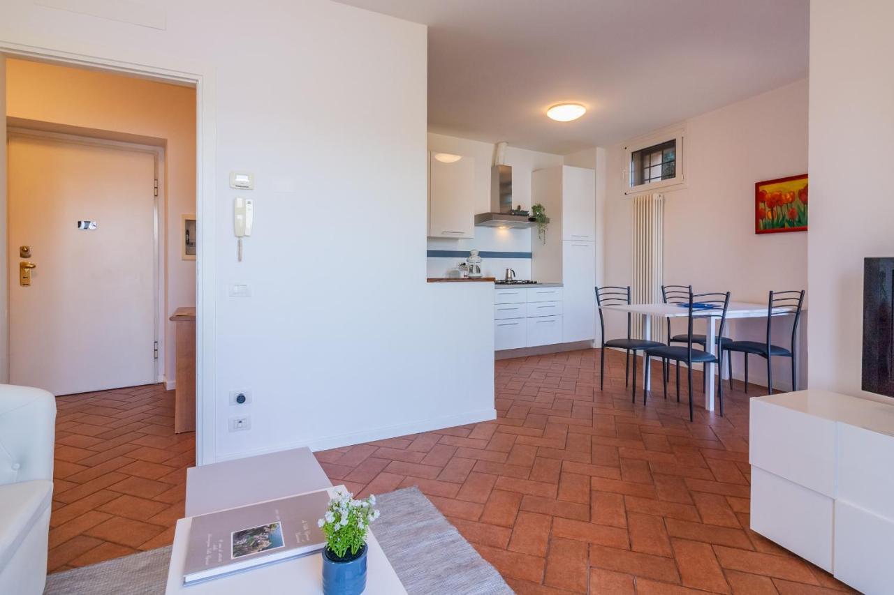Apartment Flower House With View By Wonderful Italy