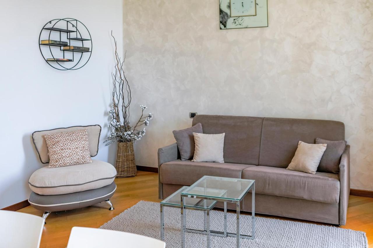 La Suites - By Myhomeincomo Appartamento *