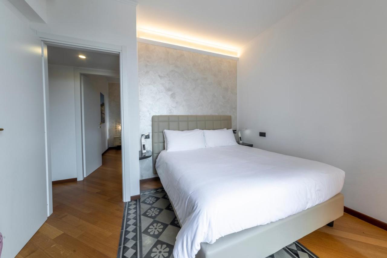 Appartamento La Suites - By Myhomeincomo *