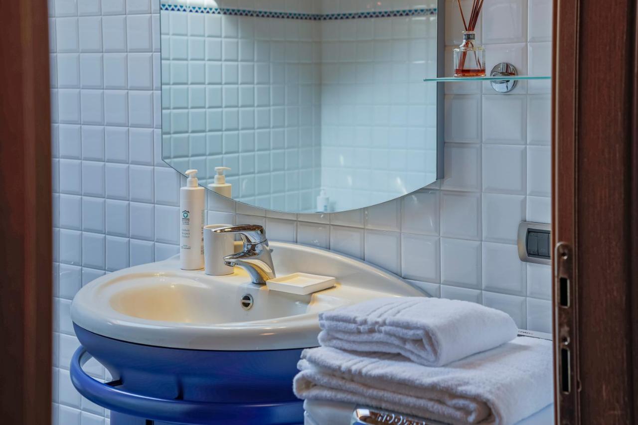 Appartamento La Suites - By Myhomeincomo *
