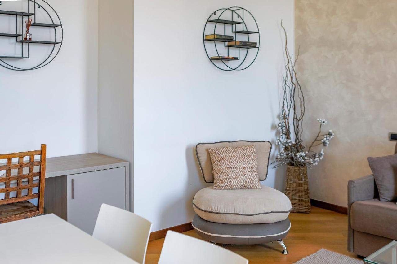 Appartamento La Suites - By Myhomeincomo *