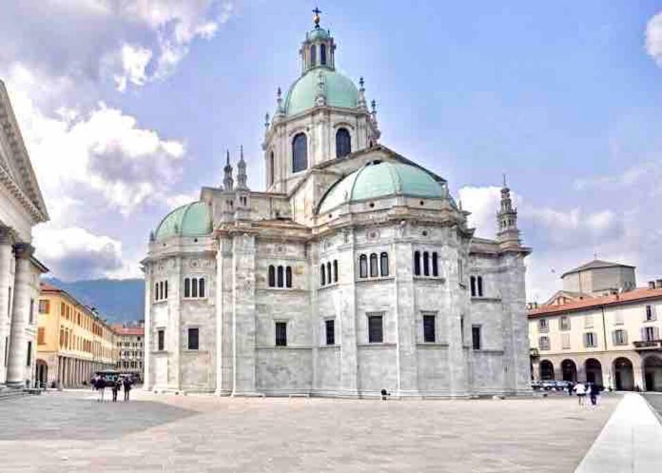 Elegant Apartment- 8 Mins Walk To Center - Free Parking Como