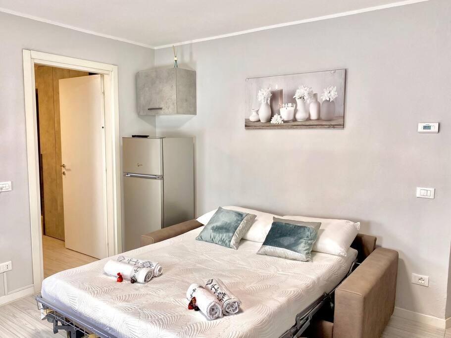 Elegant Apartment- 8 Mins Walk To Center - Free Parking