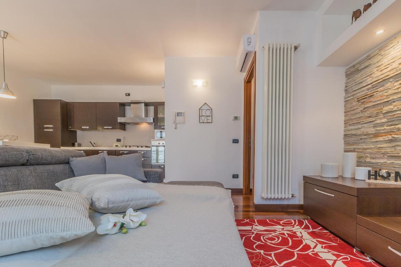 Apartment Sister House *