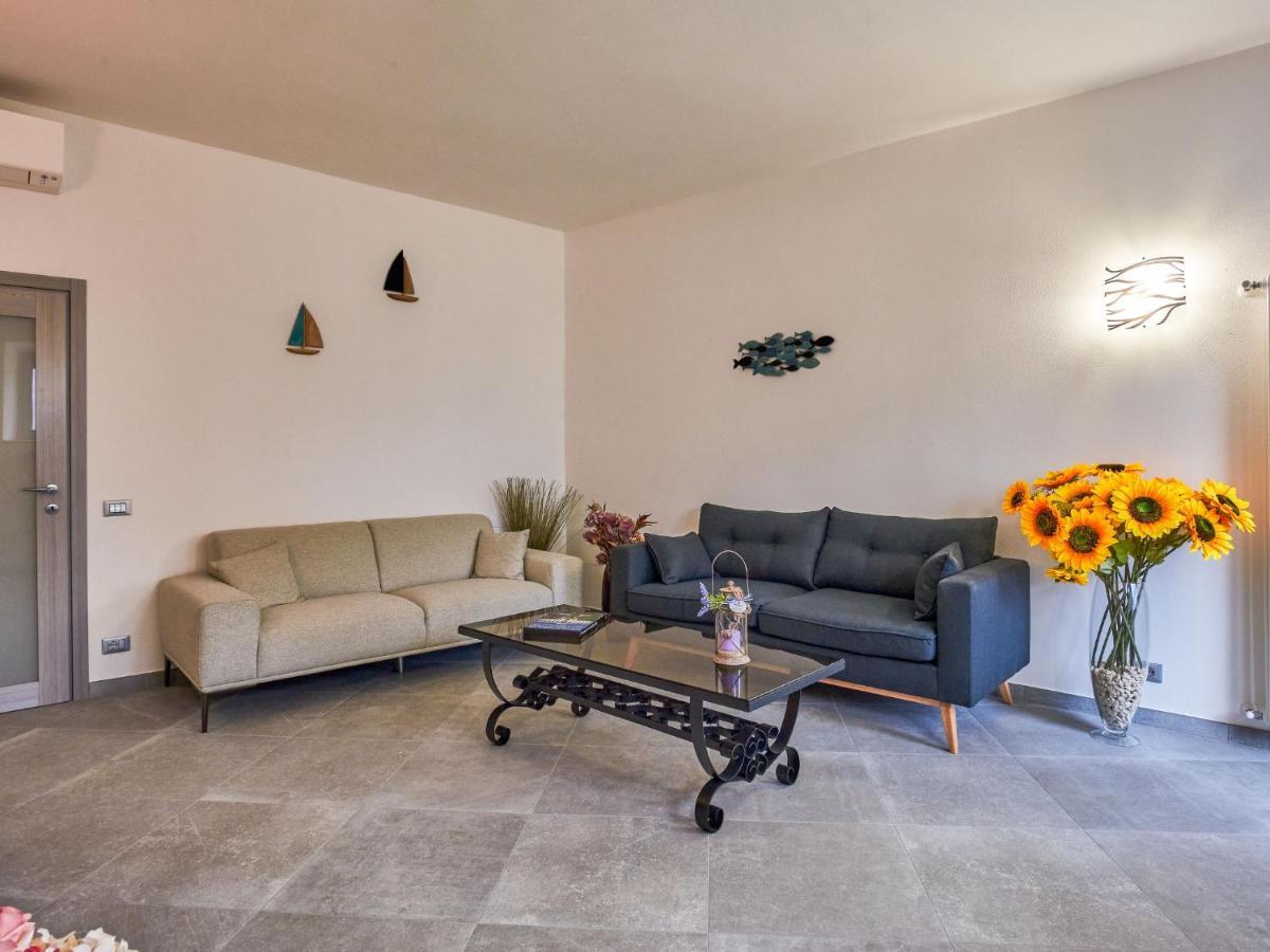 La Tana Del Pescatore By Interhome
