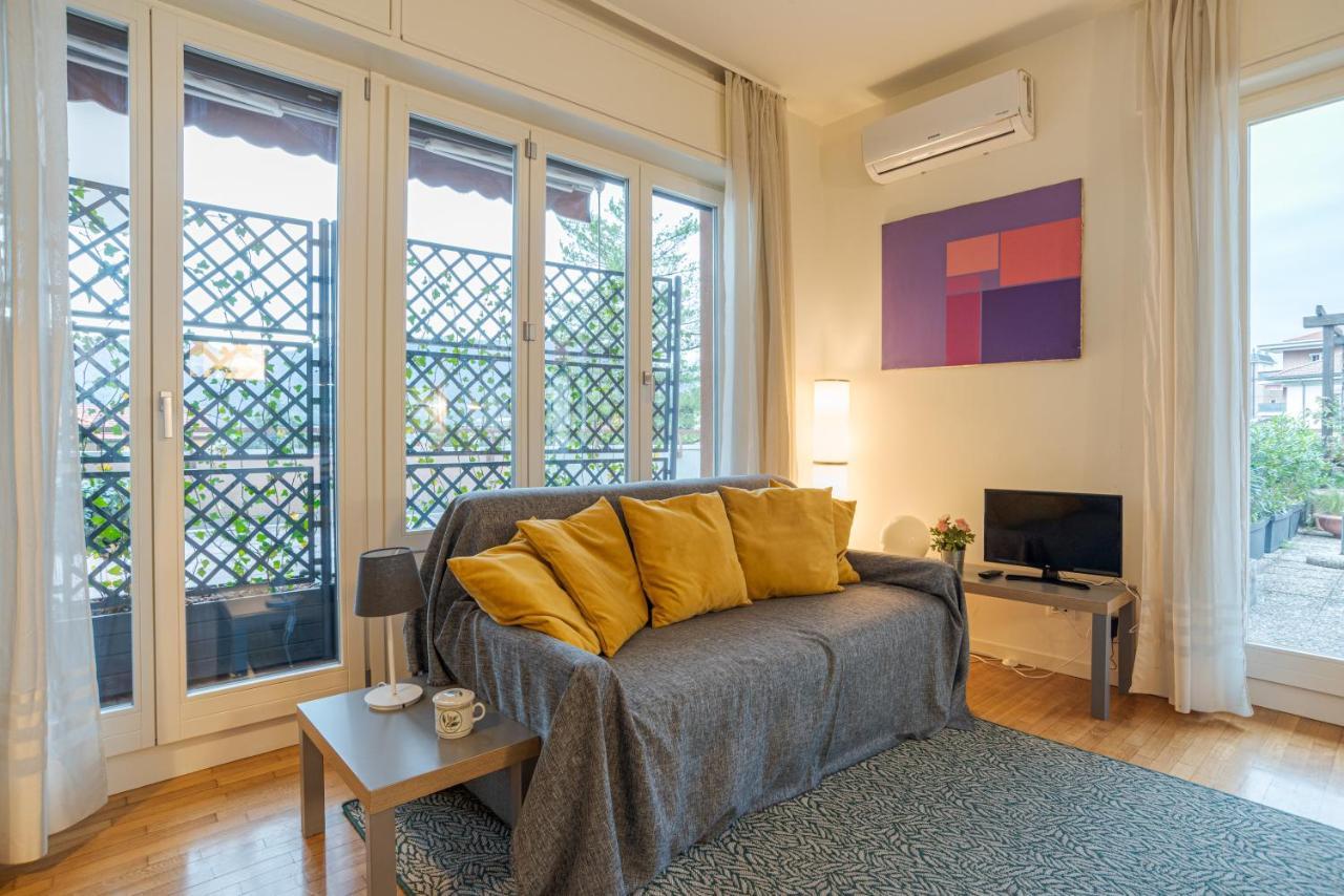 Center Apartments! Apartment Como