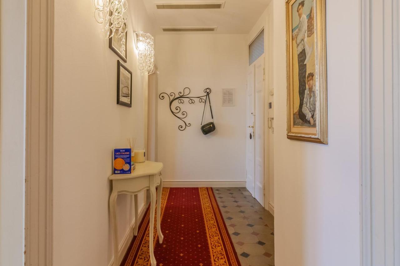 Apartment La Terrazza Cavour By Wonderful Italy