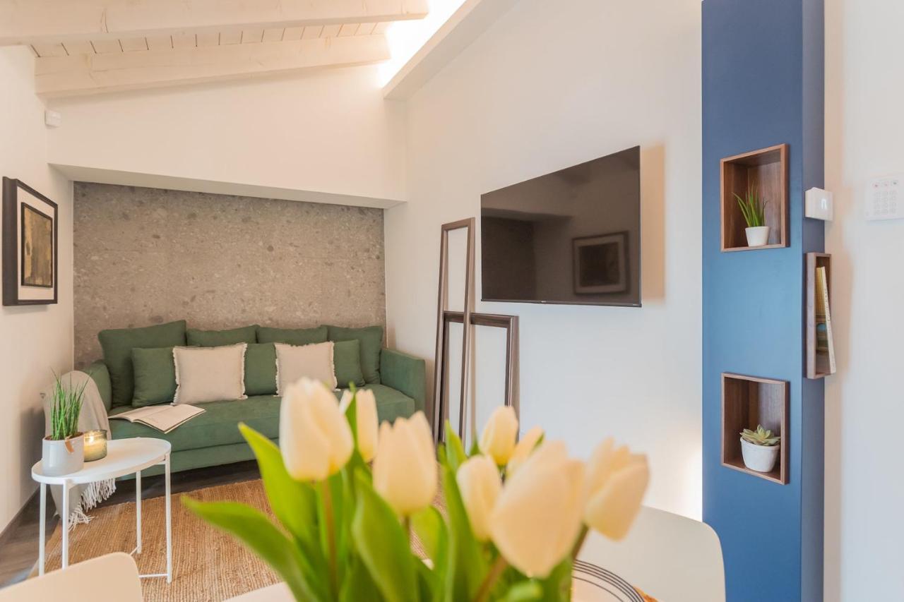 Muralto's Nest By Rent Apartment Como