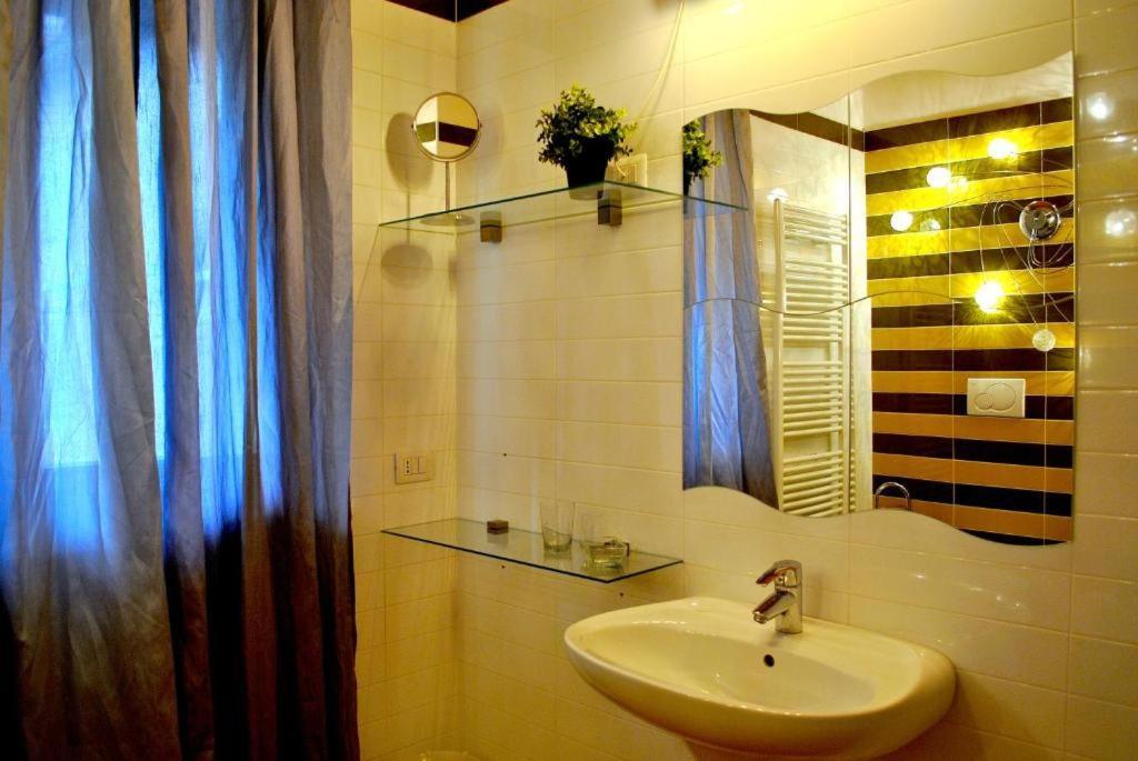 Luxury Attico With Big Terrace * Argegno