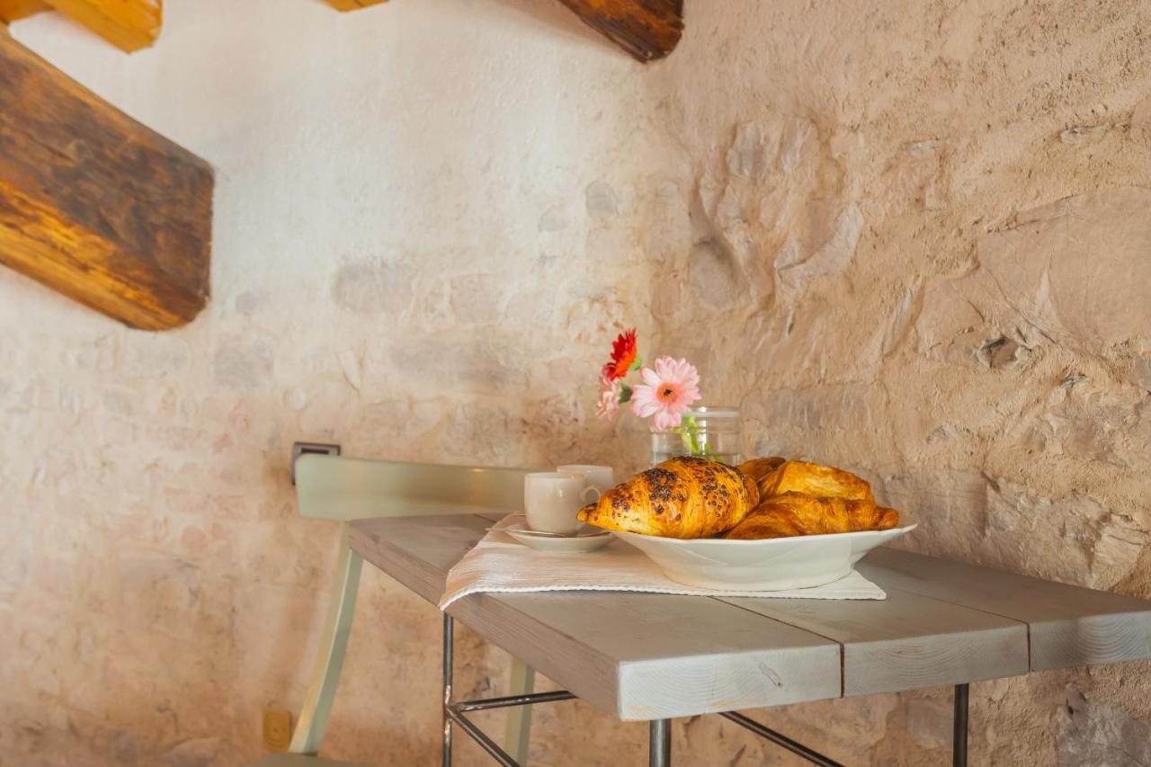 Apartment Antiche Mura By Rent *