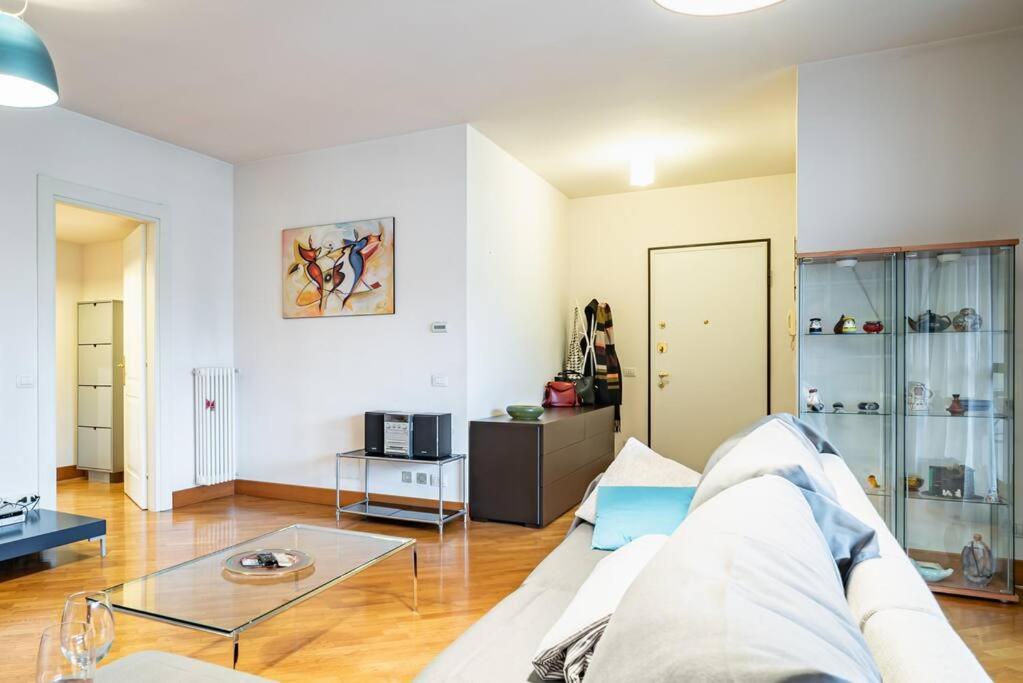 Broletto Park - Affitti Brevi Italia Apartment *