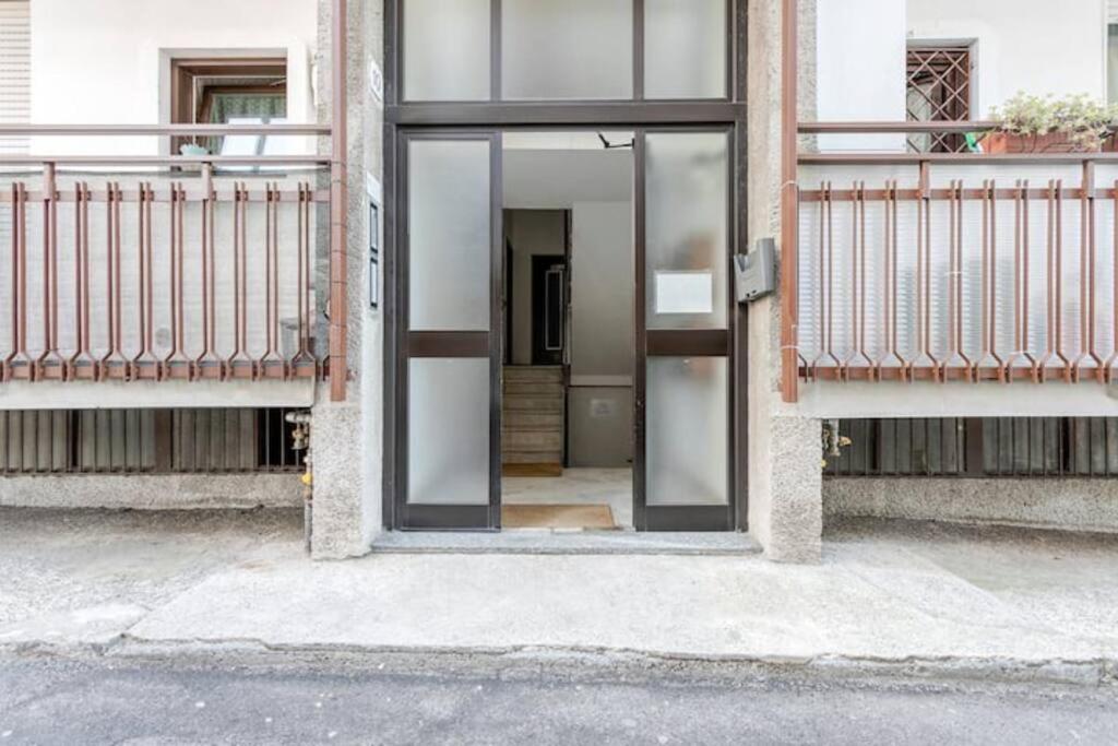 Lora Apartment *