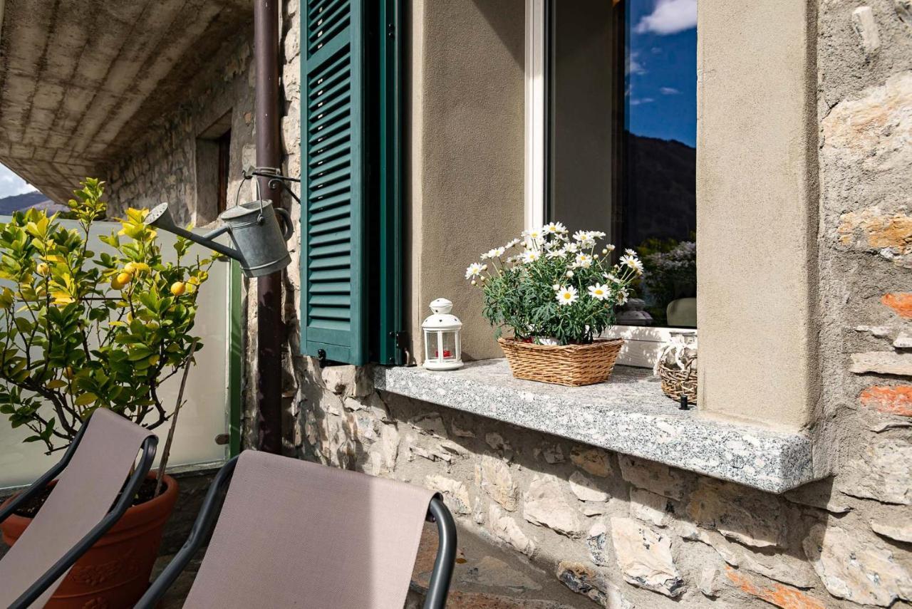 Apartment Romantic - *
