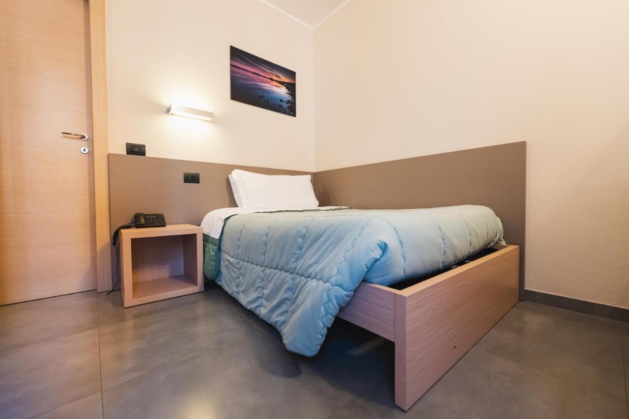 Parini Hotel Hotel 3*