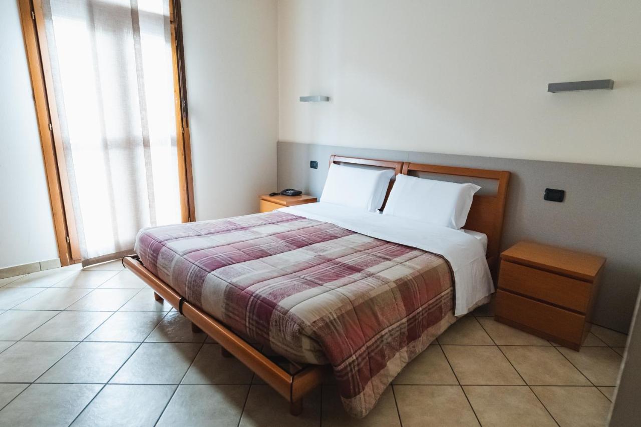 Parini Hotel Bosisio Parini