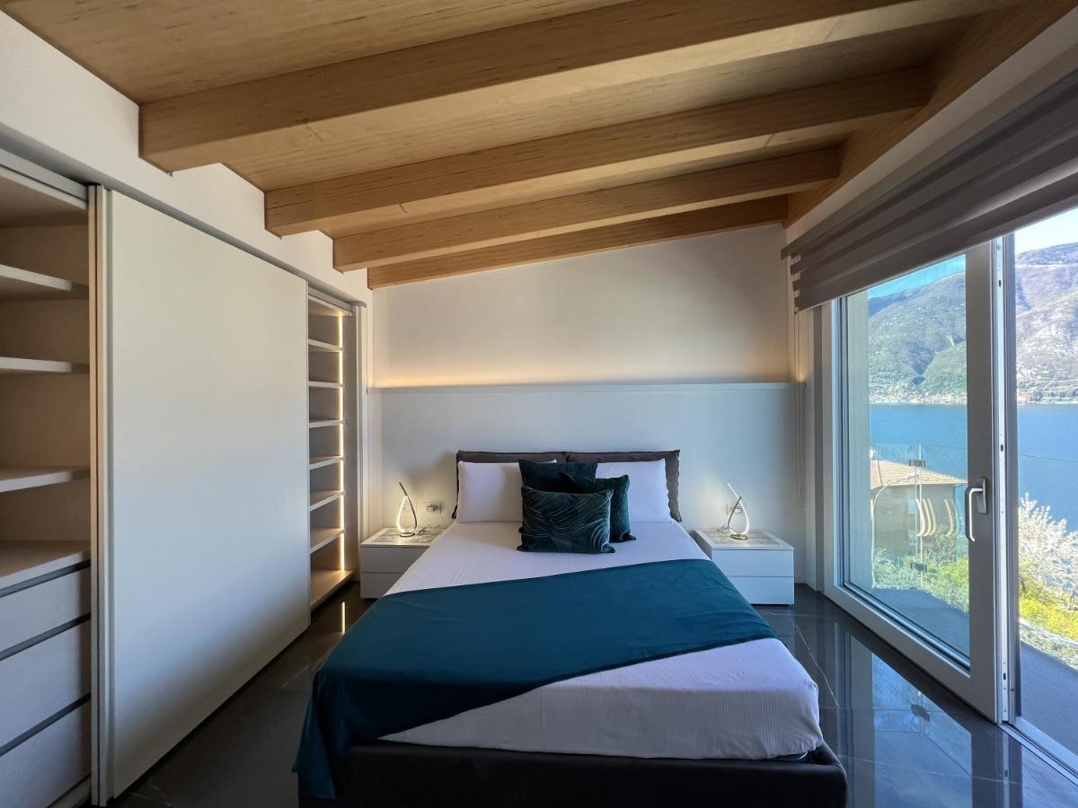 Luxury Lakefront Penthouse Lezzeno