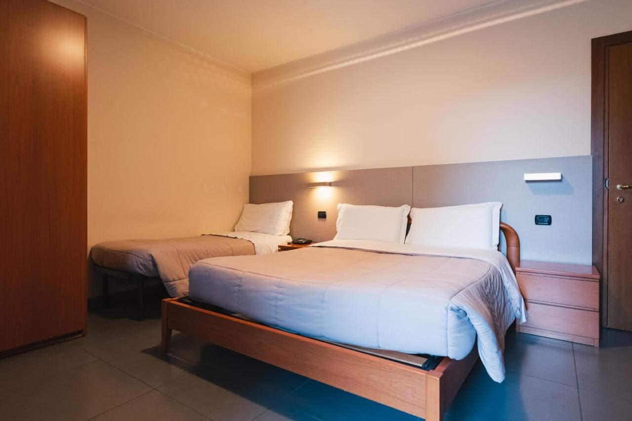 Hotel Parini Hotel