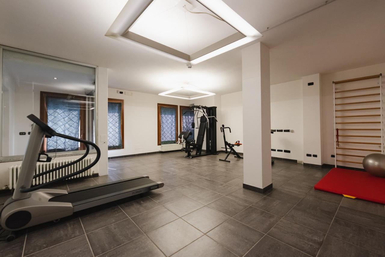 Parini Hotel Hotel
