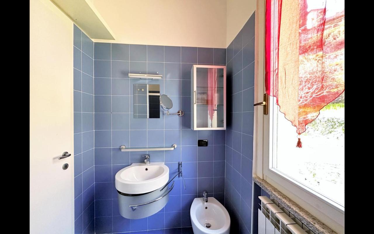 Carate 16 With Balcony & Lake View *