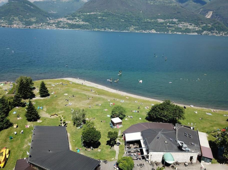 Como Lake Holiday *