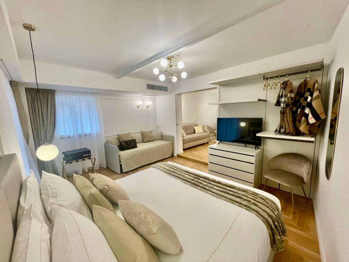 Luxury Apartment
